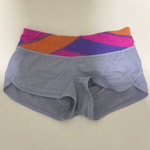Lululemon Women's Running Shorts - light purple with Colorful Waistband